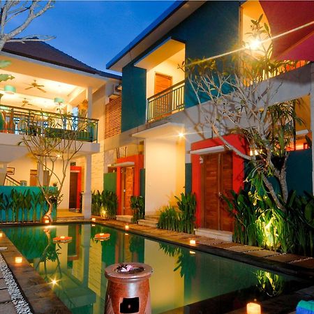 The Green Zhurga Suite Kerobokan  Exterior photo